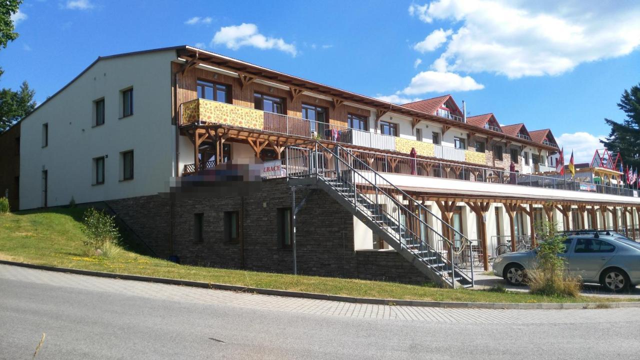 Apartman Leo Nr. 8 Lipno Nad Vltavou Eksteriør billede