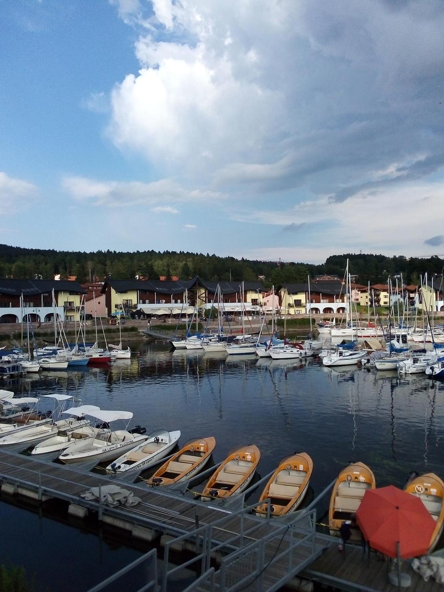 Apartman Leo Nr. 8 Lipno Nad Vltavou Eksteriør billede